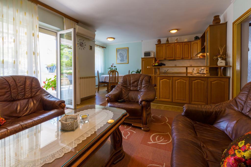 נובי ווינודולסקי Apartments Marica מראה חיצוני תמונה